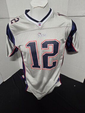 Reebok NFL New England Patriots Tom Brady #12 Jersey Youth XL (18-20)